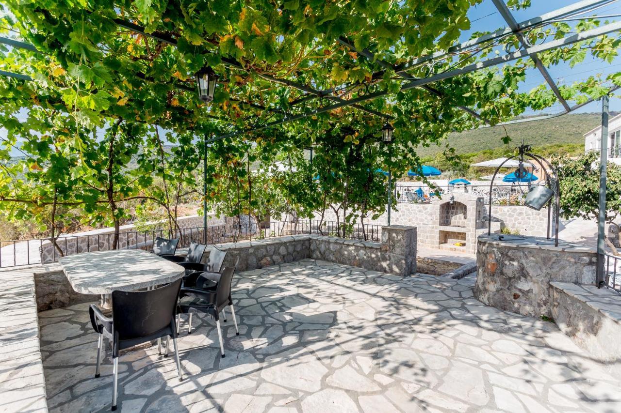 Lustica Apartments Luštica Exterior foto